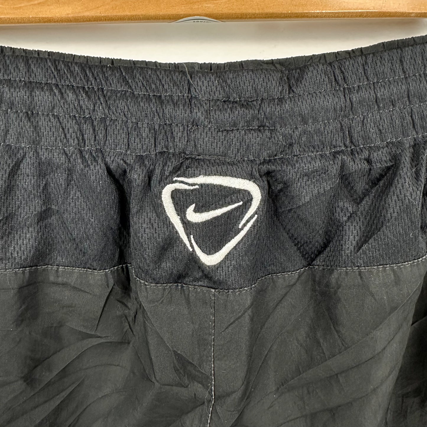 Vintage Nike Black Nylon Track Pants - M