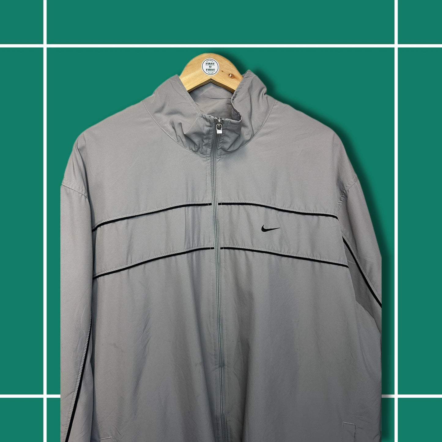 Vintage Nike 00's Grey Track Jacket