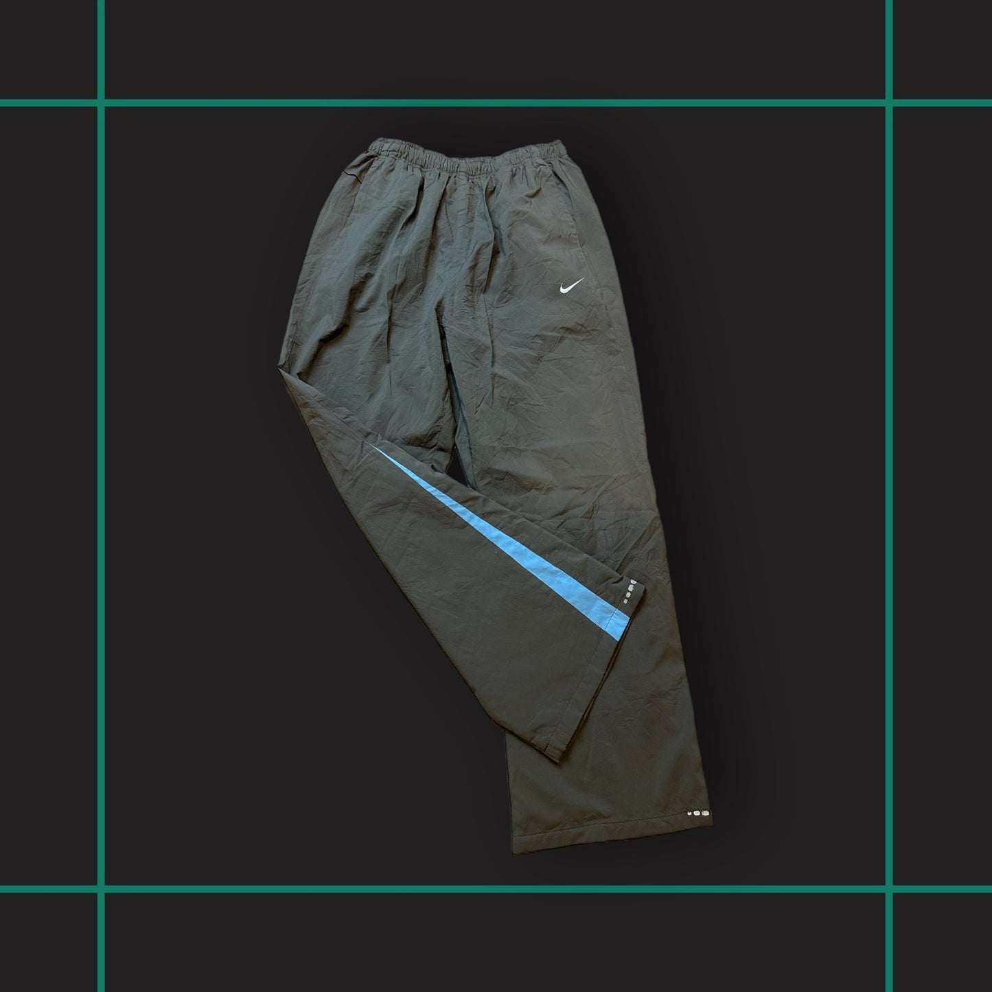 Vintage 00's Nike Khaki/Light Blue Track Pants