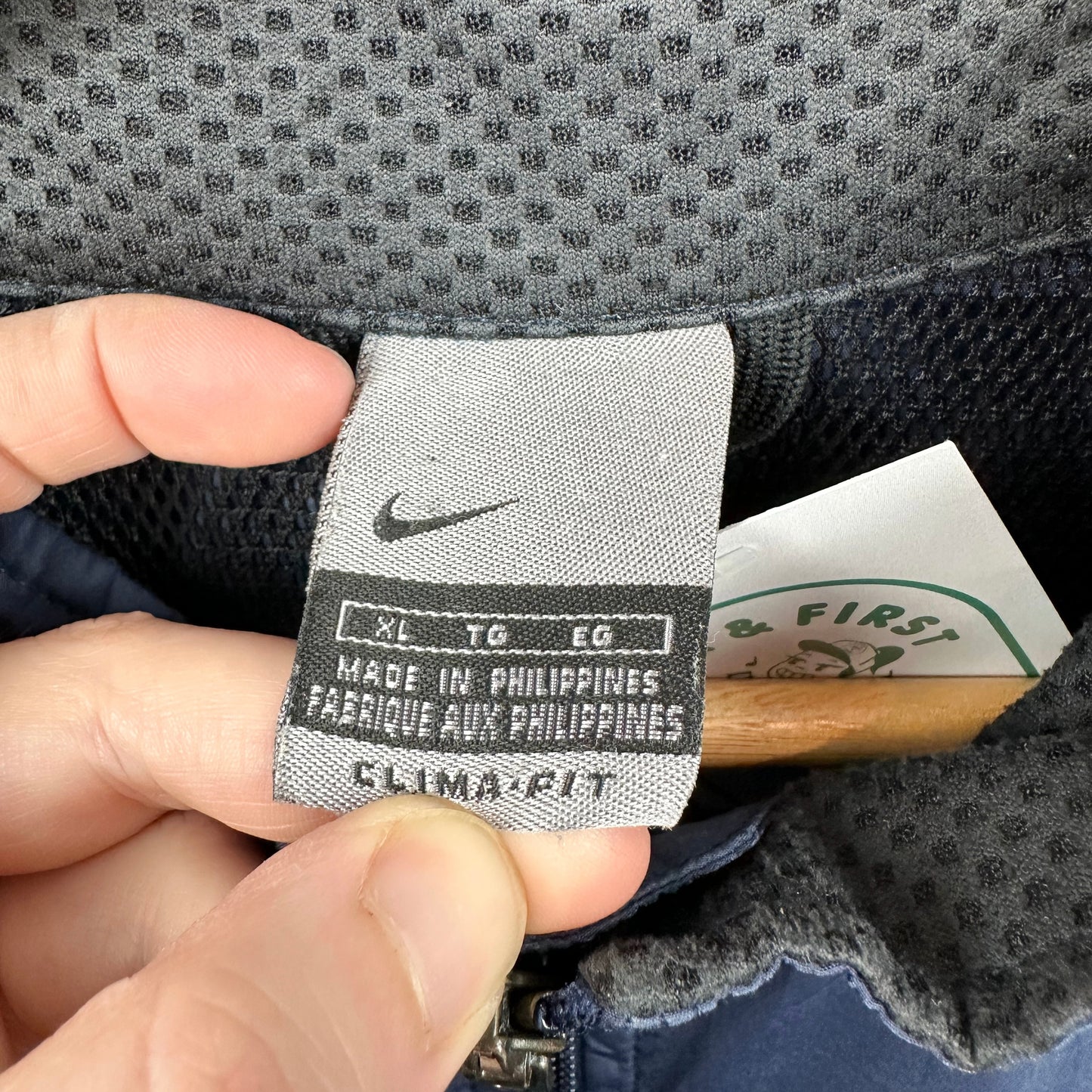 Vintage 00's Nike Navy Windbreaker