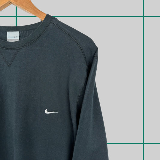 Vintage 00's Nike Long Sleeve Tee