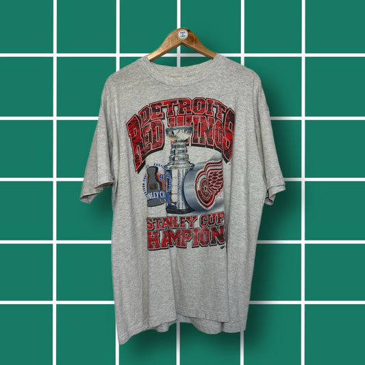 Vintage 1997 Detroit Red Wings Champions Tee