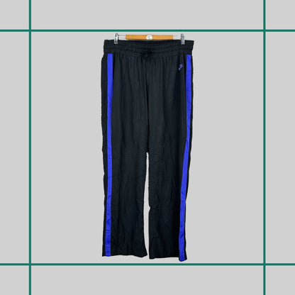 Vintage 00's Nike Black Nylon Track Pants - L