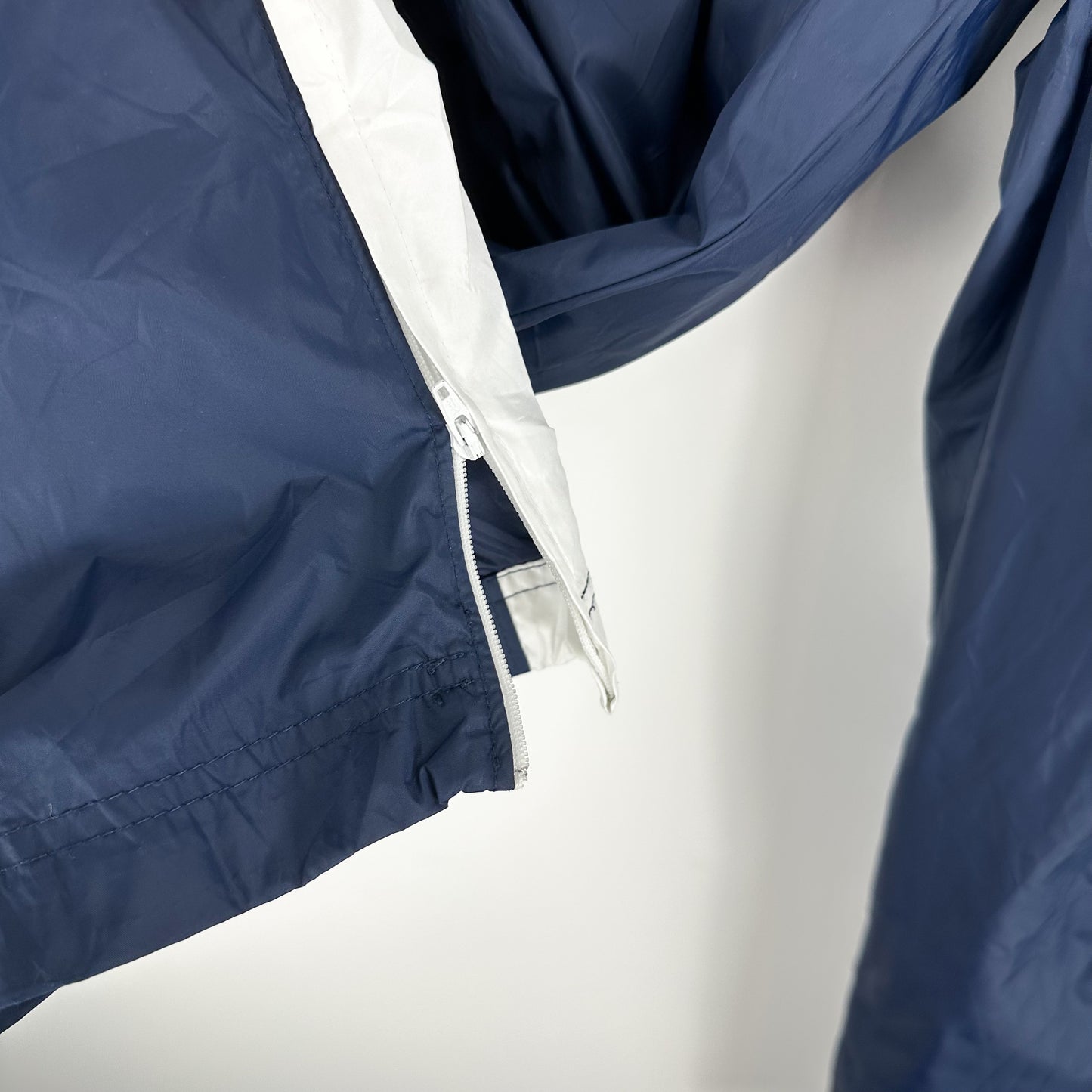 Vintage 00's Nike Navy Nylon Track Pants - L