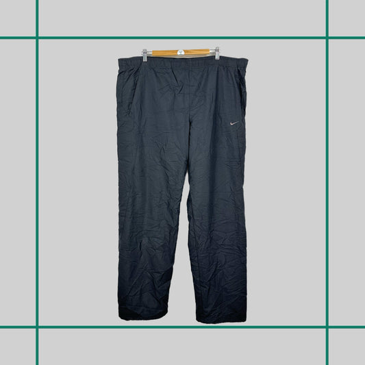 Vintage 00's Nike Black Nylon Track Pants - XL