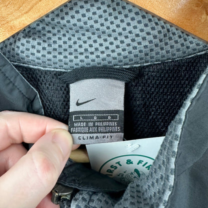 Vintage 00’s Nike Swoosh Windbreaker