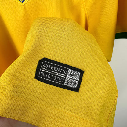 Vintage Nike x 2014/15 Brasil Home Jersey