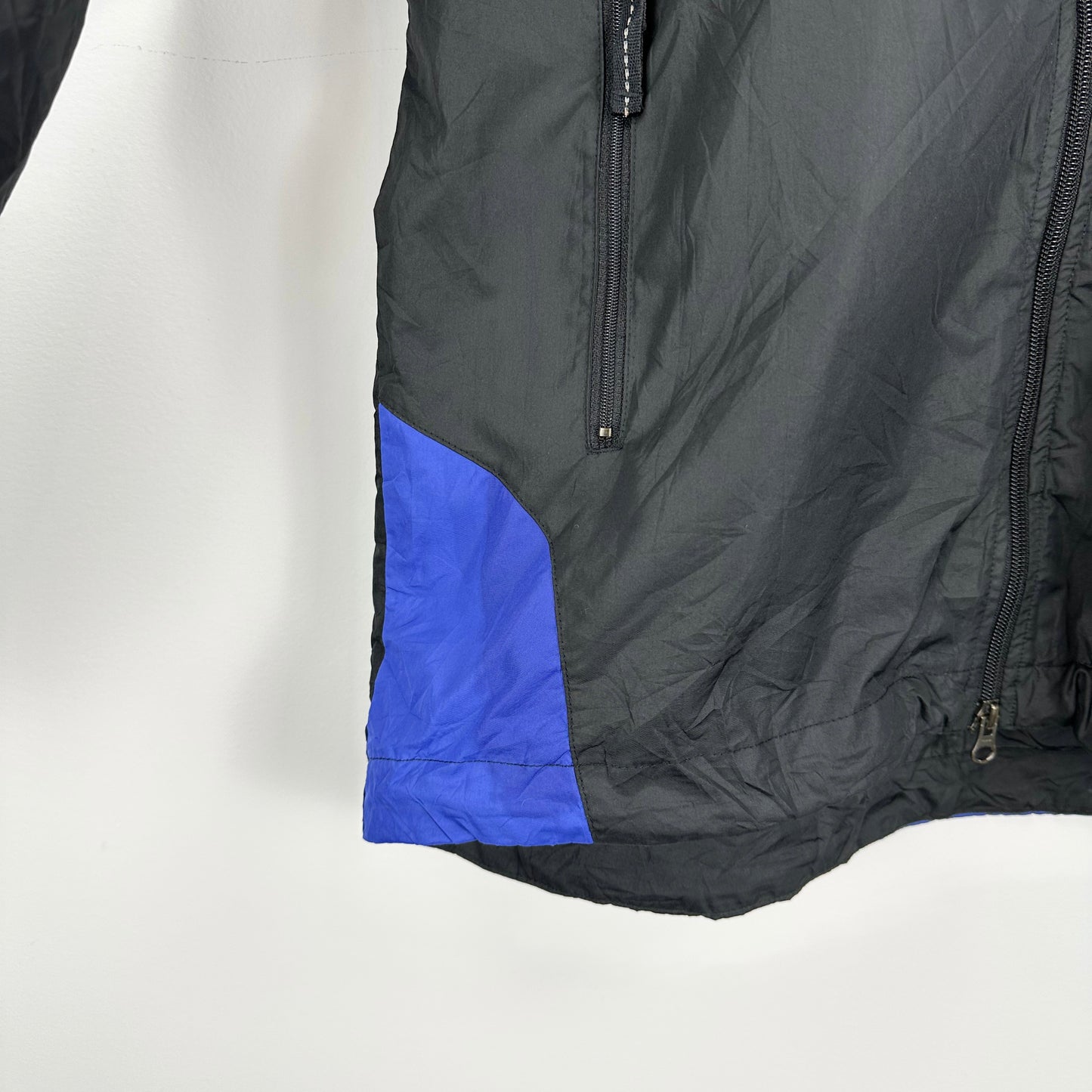 Vintage 00’s Nike Swoosh Windbreaker