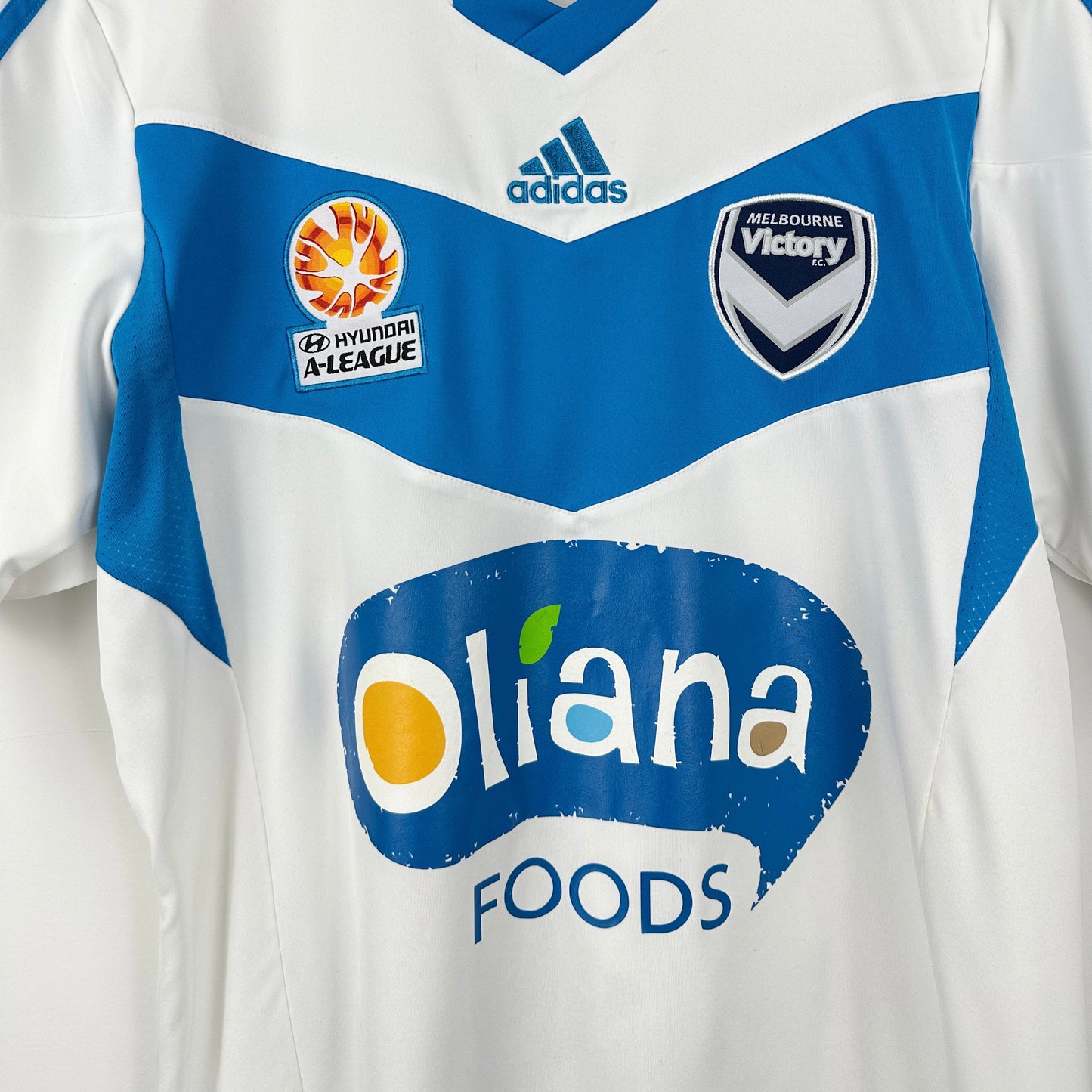 Vintage 2013-2014 Melbourne Victory Jersey